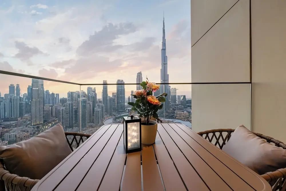 Downtown Dubai 3BR Burj Royale - photo 6