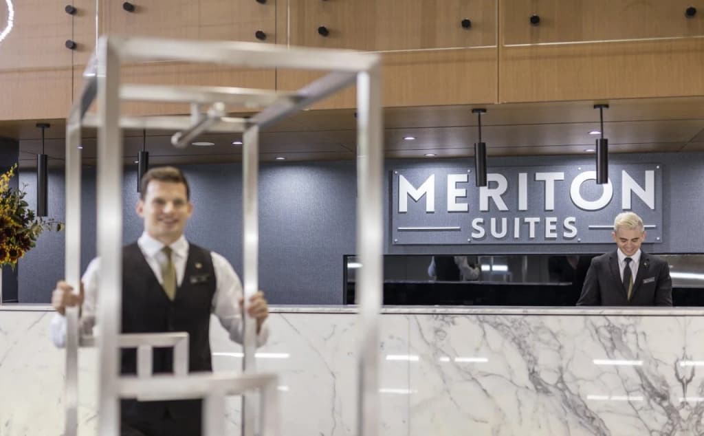 Meriton Suites North Sydney - photo 23