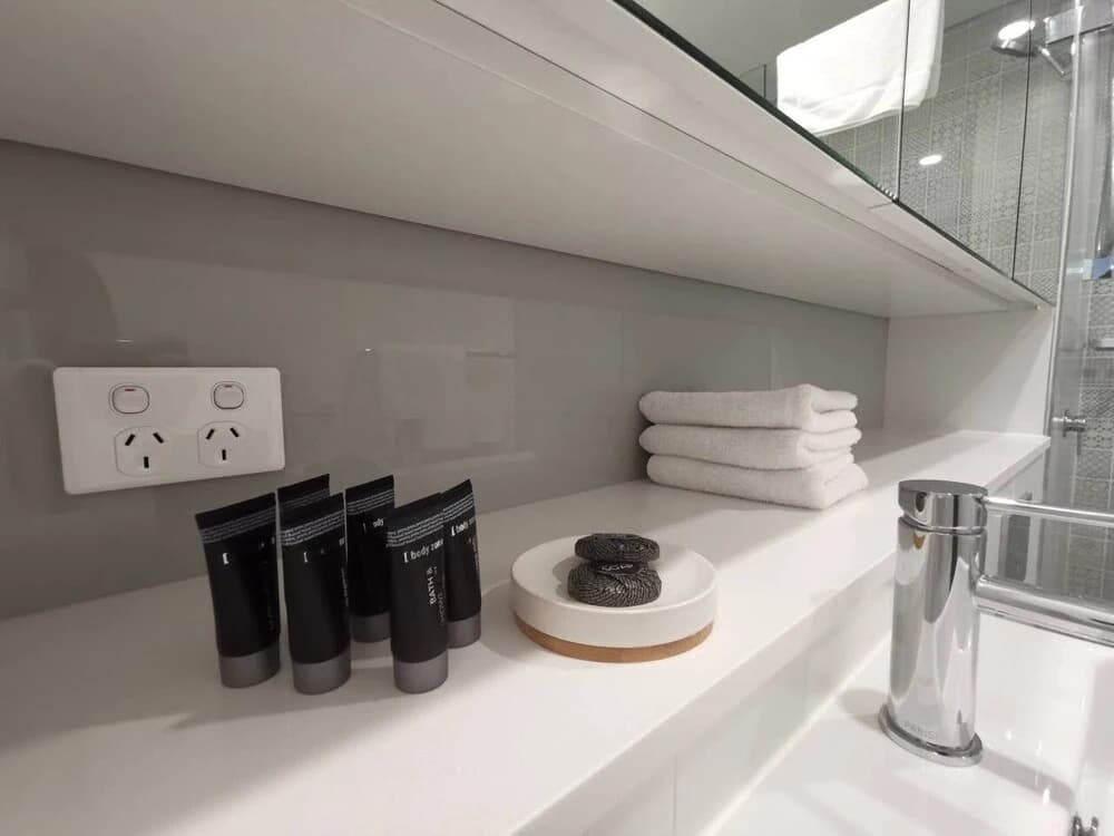 A21 Darling Harbour 2 BDR APT - photo 16