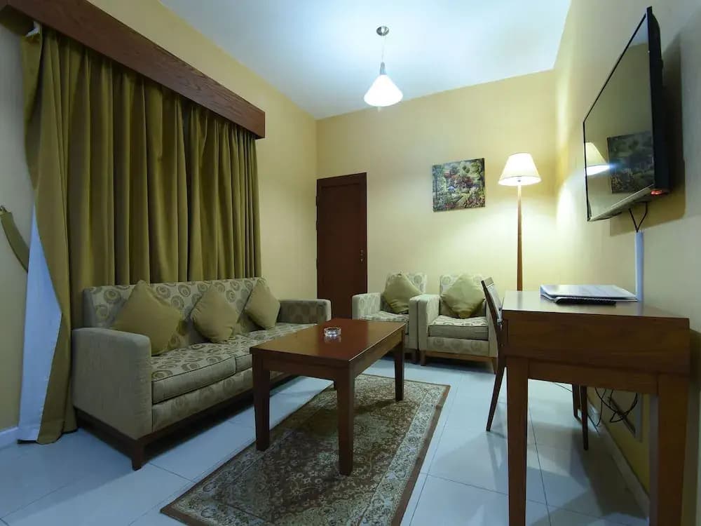OYO 274 California Suites - photo 5