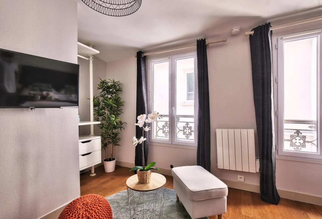 B 833 - Porte de Versailles - Lovely Apartment - photo 3
