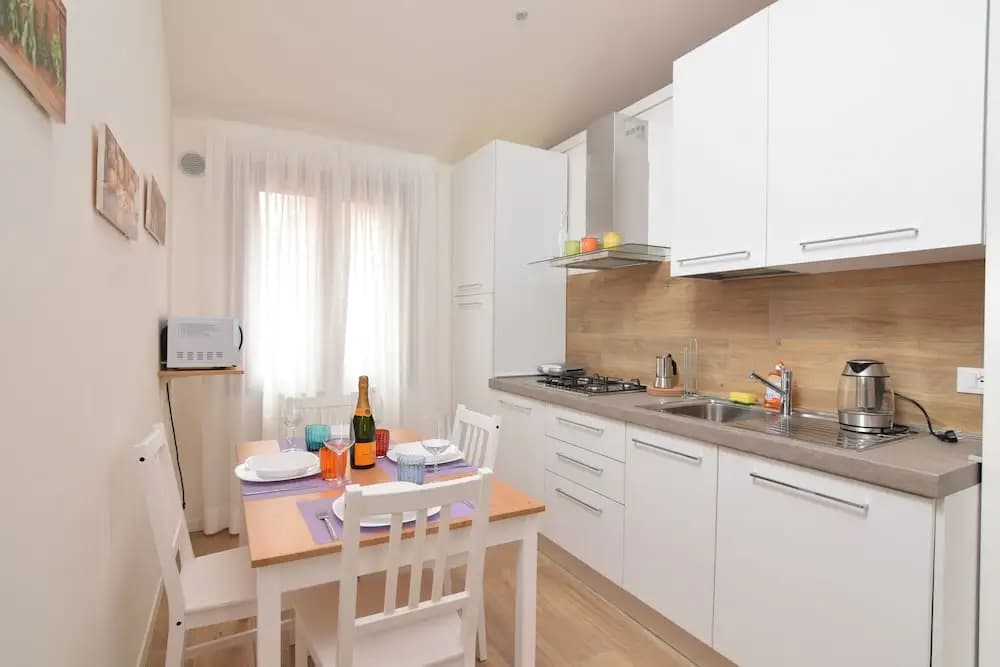 Calle Zan 1585B - photo 13