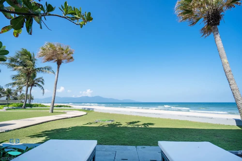 Beach front villa by Emblemsea in hyatt - photo 22