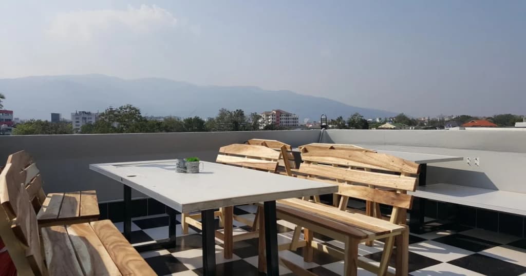 Roof And Room Hostel - photo 10
