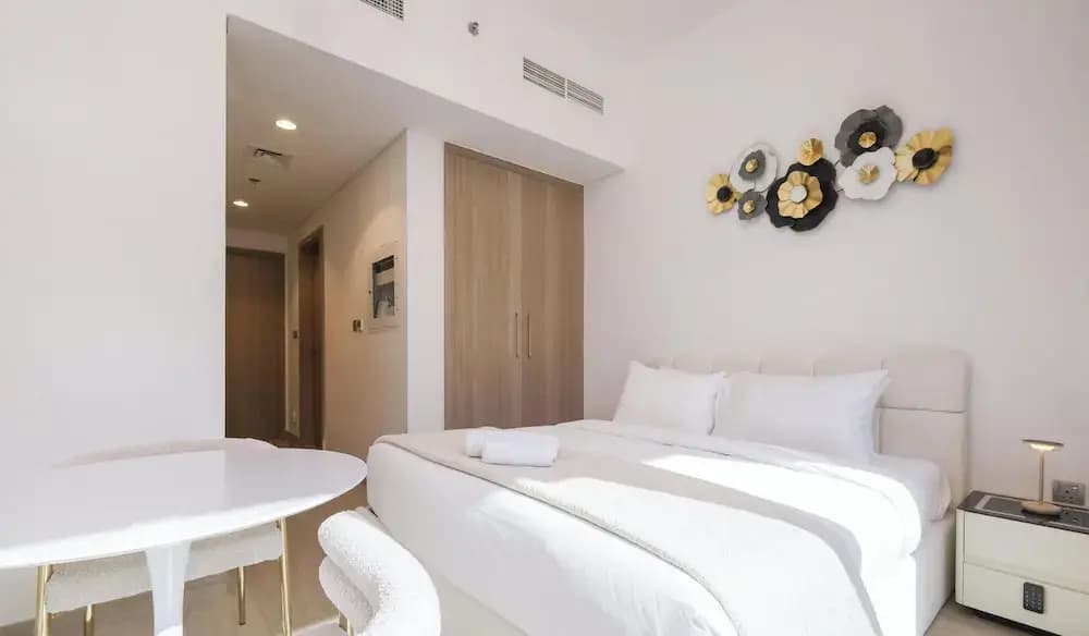 Stylish Riviera Studio Near Downtown - photo 2