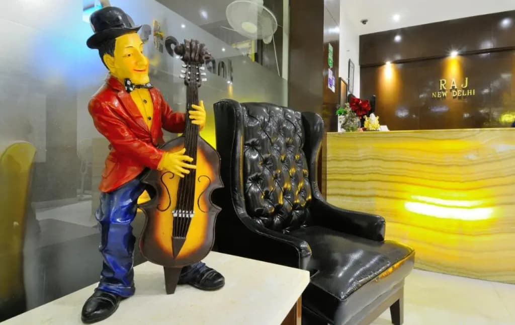 Hotel The Raj, New Delhi - photo 16