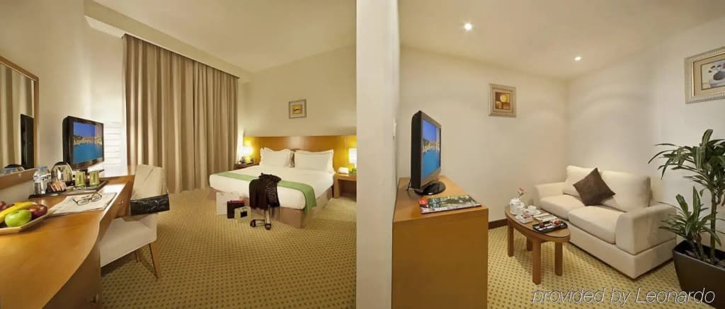 BM Acacia Hotel and Apartments - photo 5