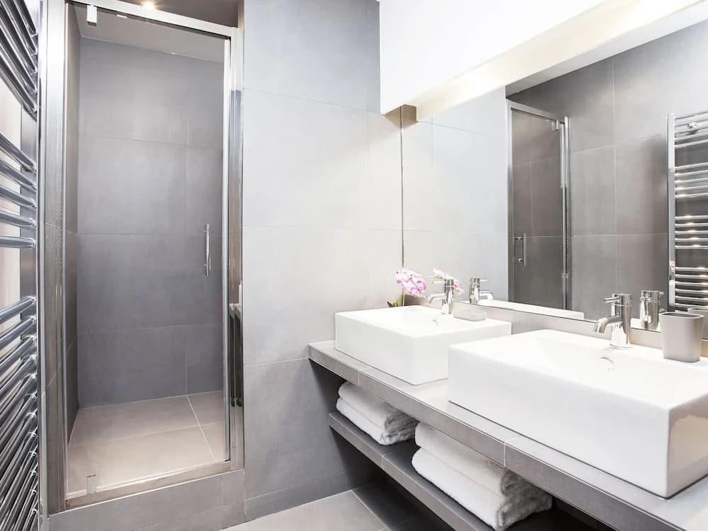 Luxury 3BDR Le Marais II by Livinparis - photo 7