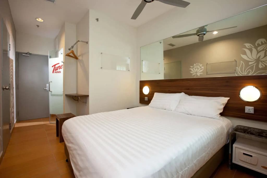Tune Hotel - Kulim, Kedah - photo 4