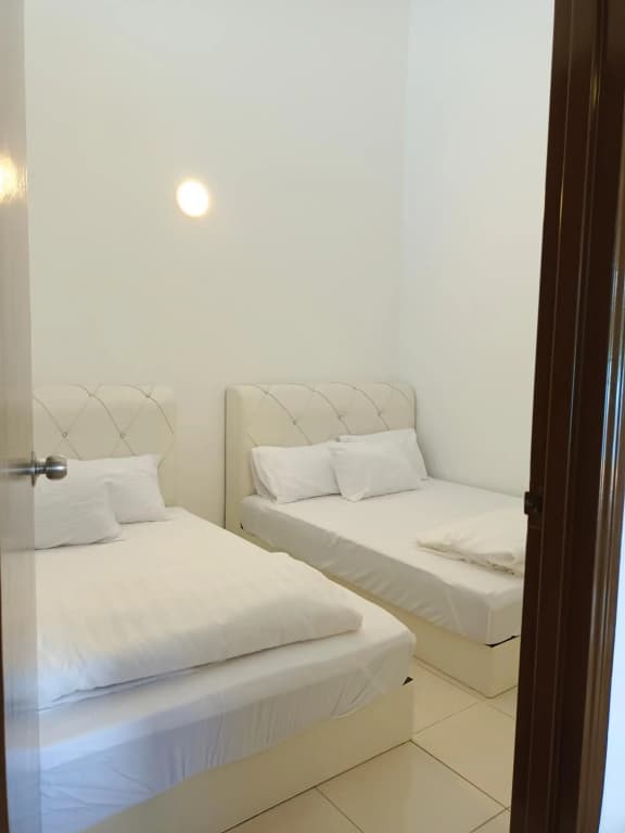 Reco Villa Private Pool 4 Bedrooms@ Taman Mayung Teluk Kemang Port Dickson - photo 5