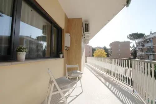 Eur Bright Spacious terraced Apartment - photo 10