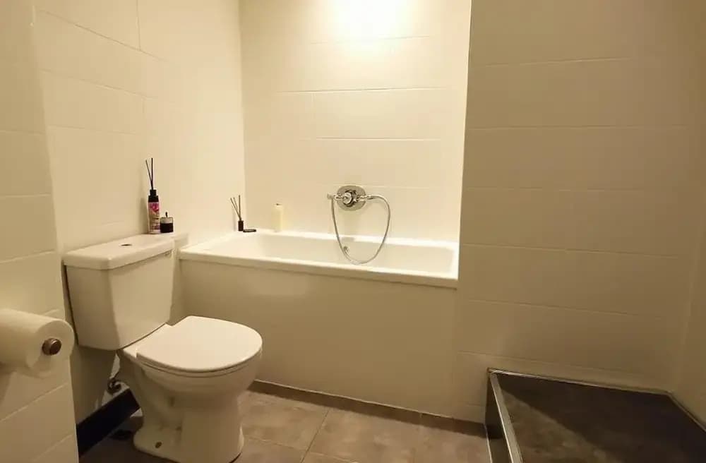 Modern 3-bed Apartment in Amsterdam - photo 5