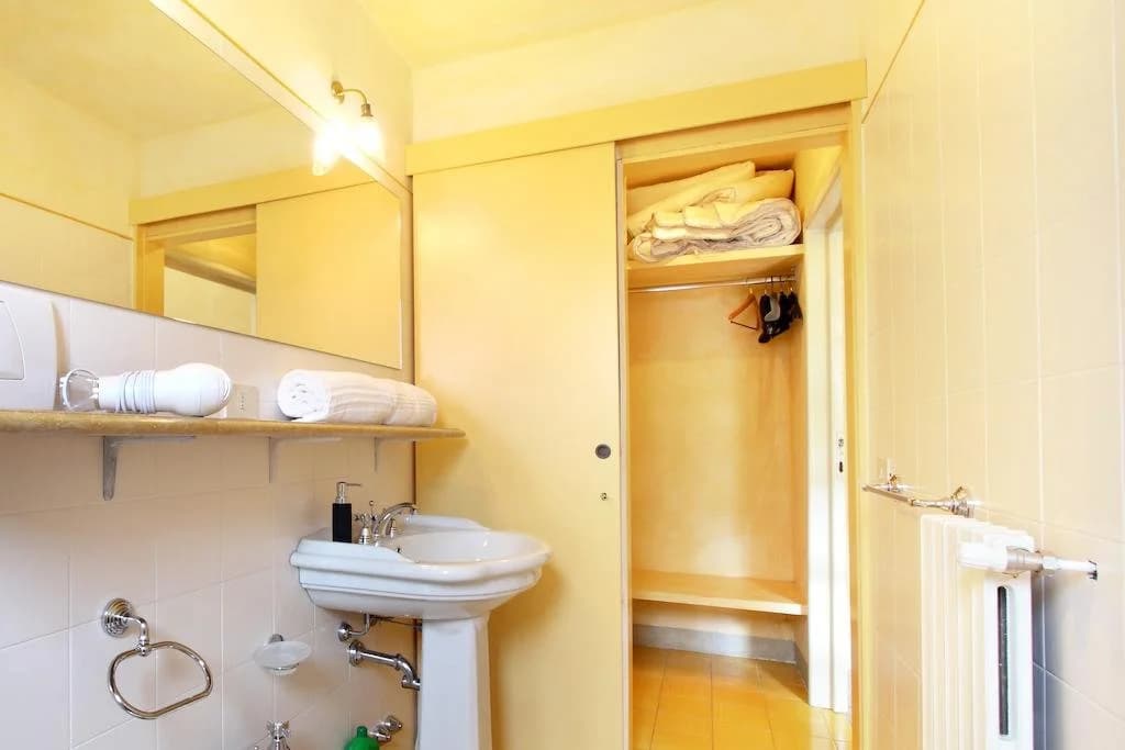Michelangelo Guest House - photo 13