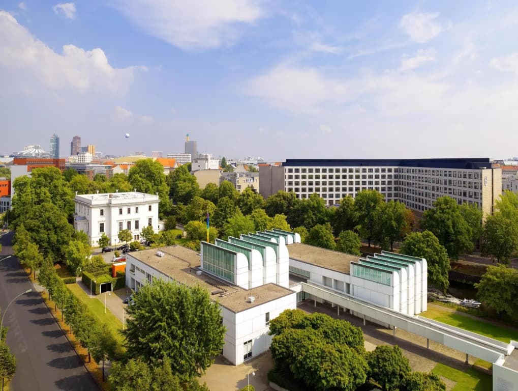 Sheraton Berlin Grand Hotel Esplanade - photo 1