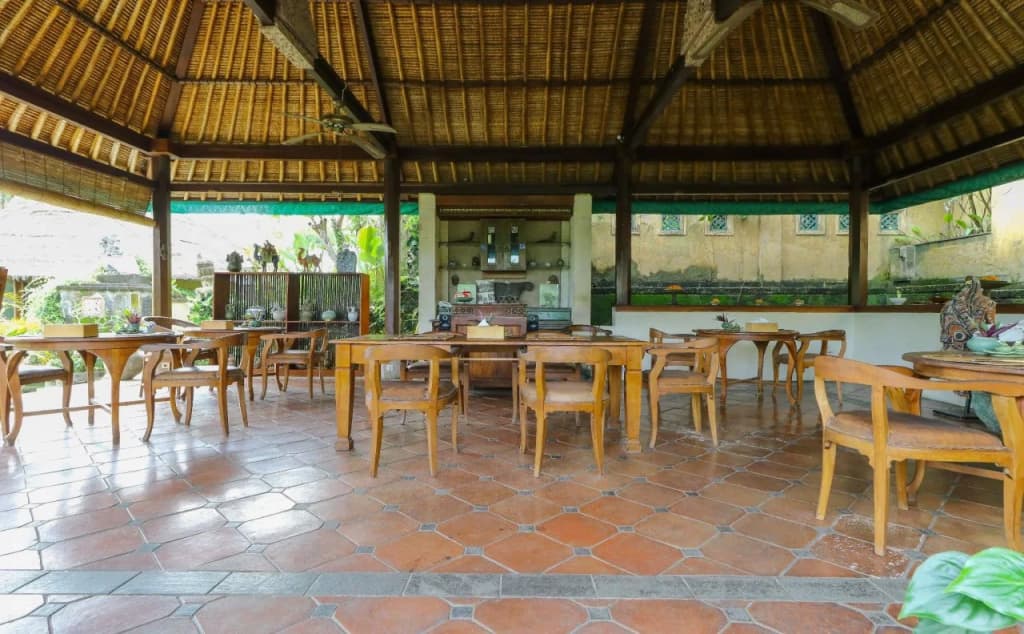 Alam Puri Art Museum, Resort & Spa - photo 20