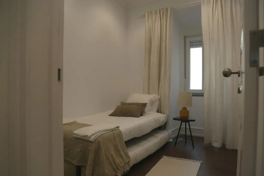 Comfortable Apartment in Central Lisbon - photo 4