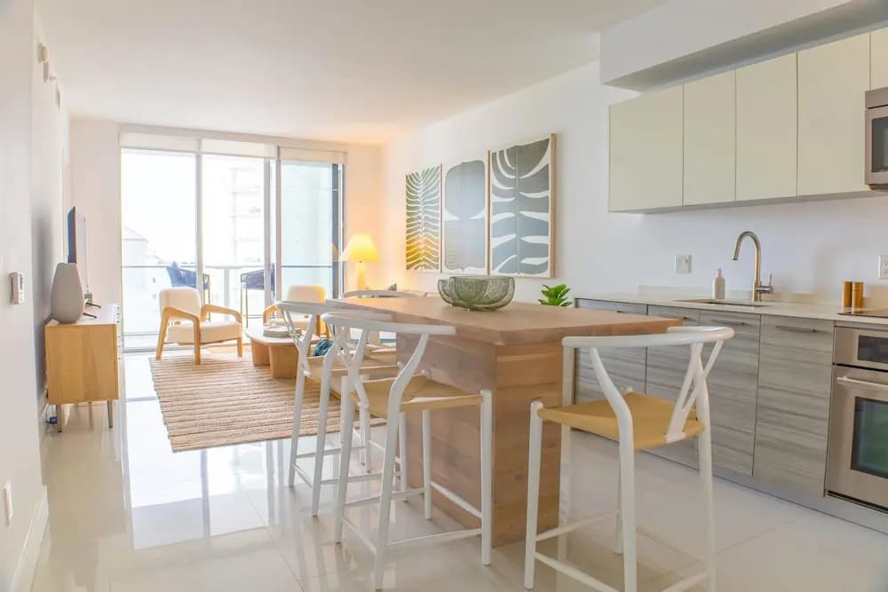 Brickell House Dreams - Luxury Stay and Amenities - photo 12