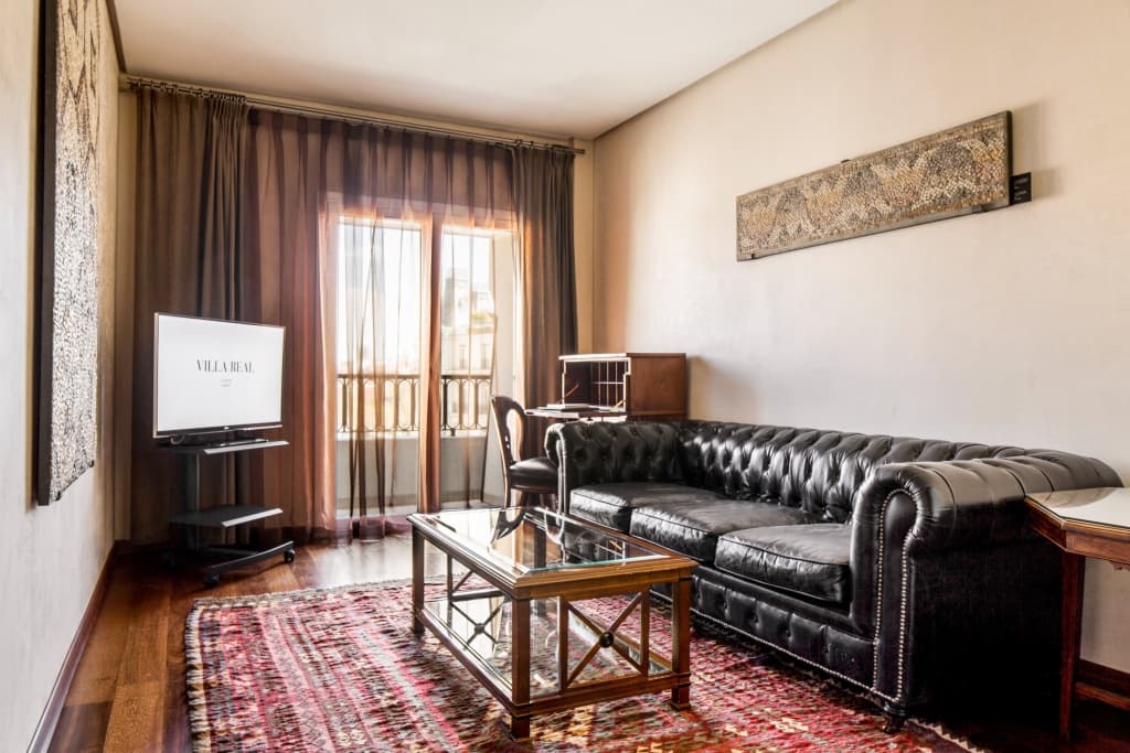 The Hotel Villa Real - photo 34