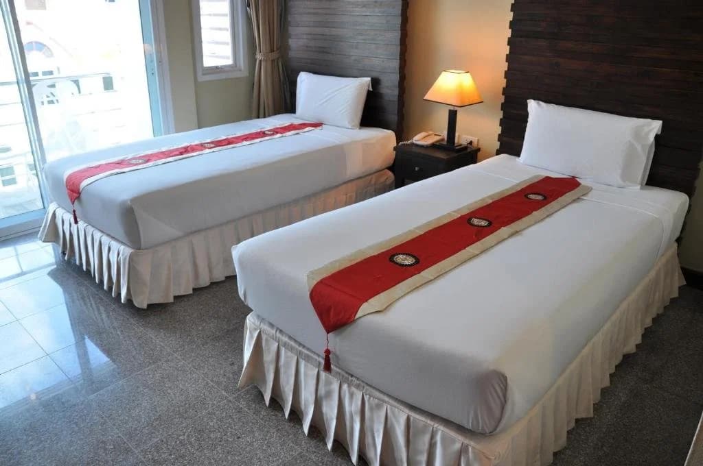 Karon Bay Inn - photo 3