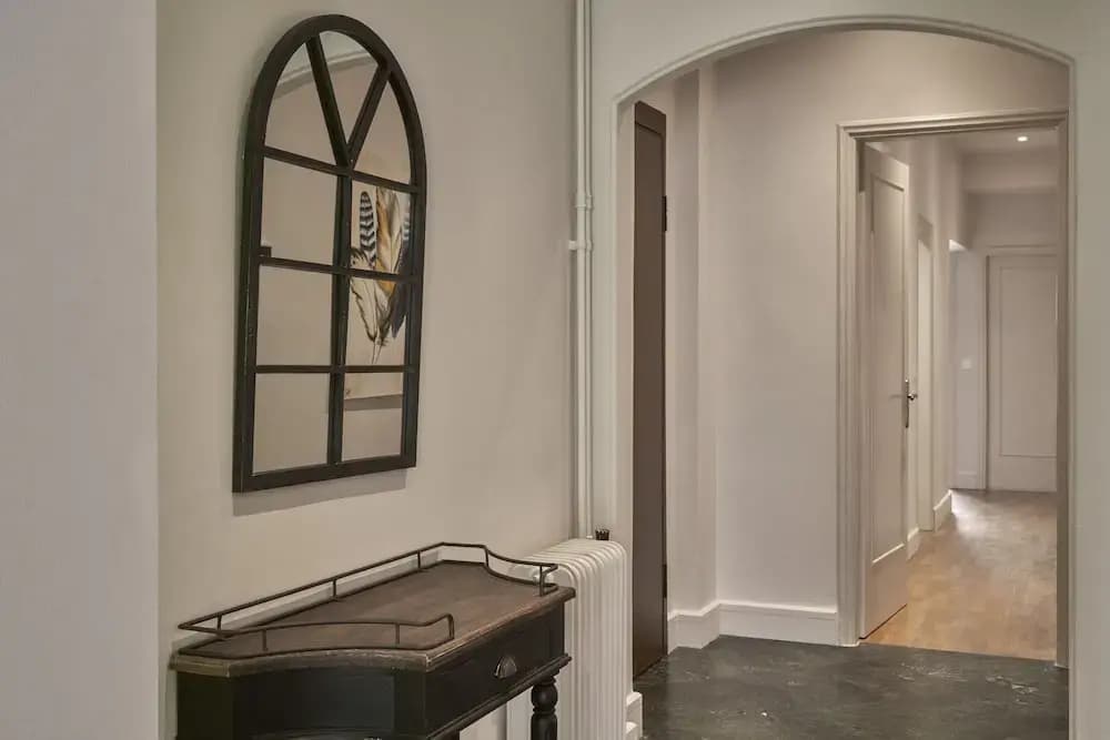 Chic n Bright 3 Bd Apt with Hilton View - photo 16