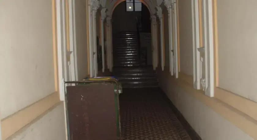 Azusa Guest House - photo 8