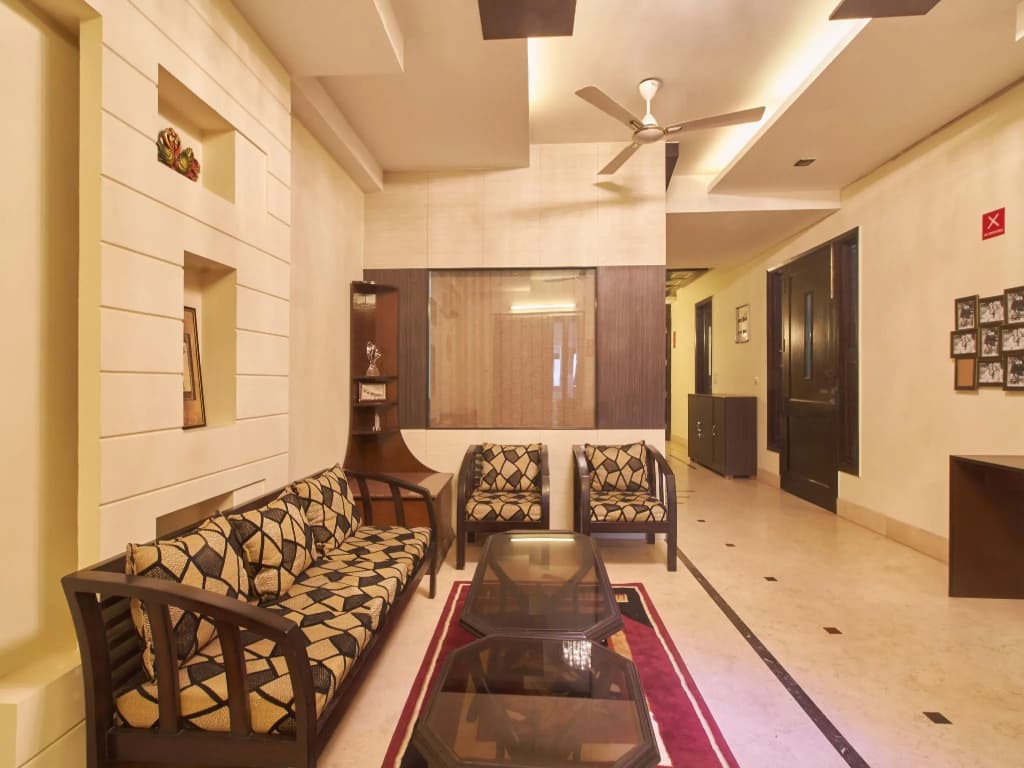OYO 3594 Kamla Nagar - photo 2