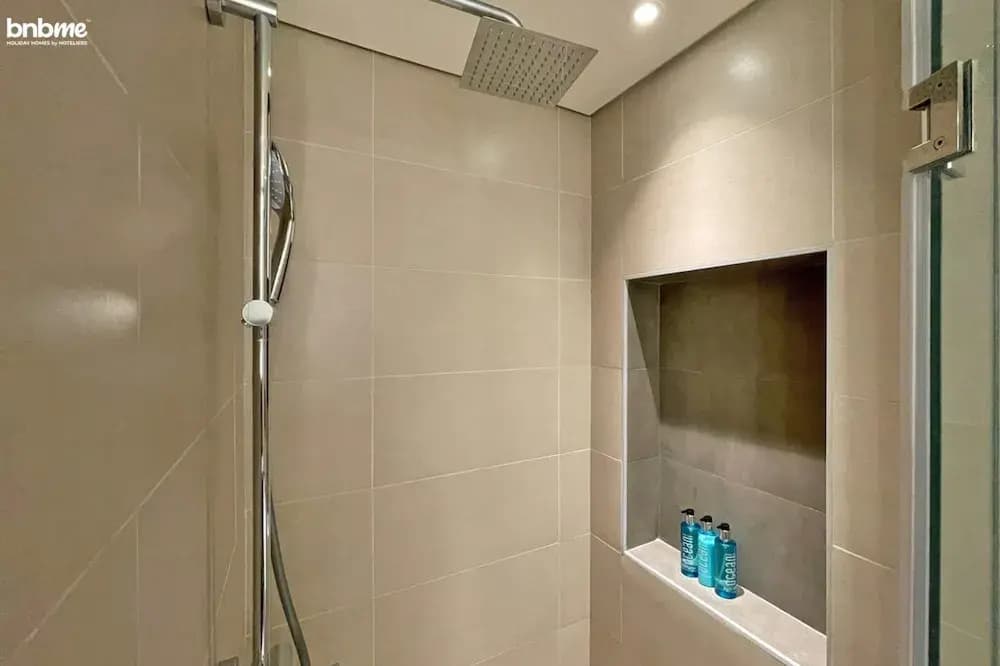 bnbme | Boulevard Heights | 2 BDR - photo 10