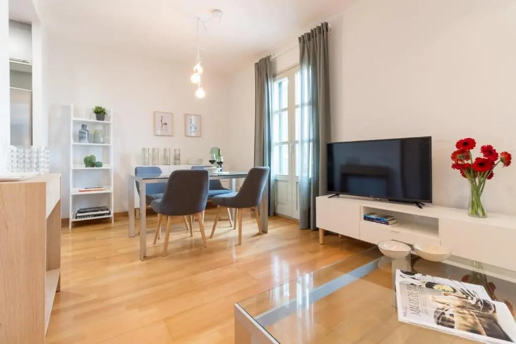 SIBS BALMES - Apartamento Romántico - photo 2