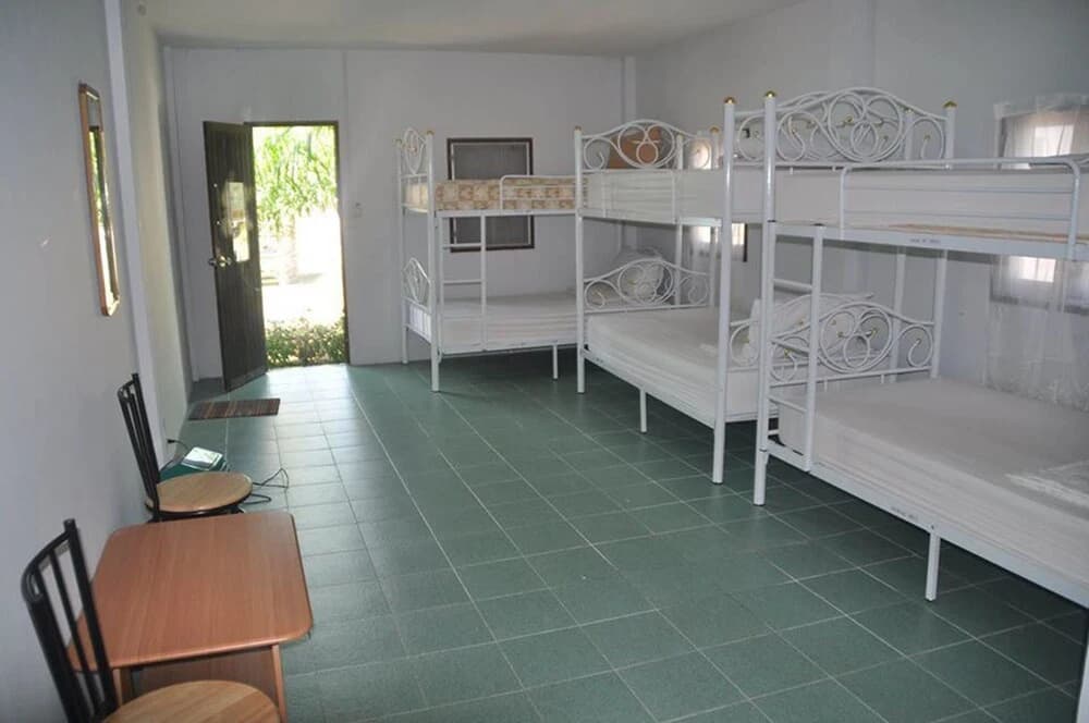Majestic Hostel - photo 19