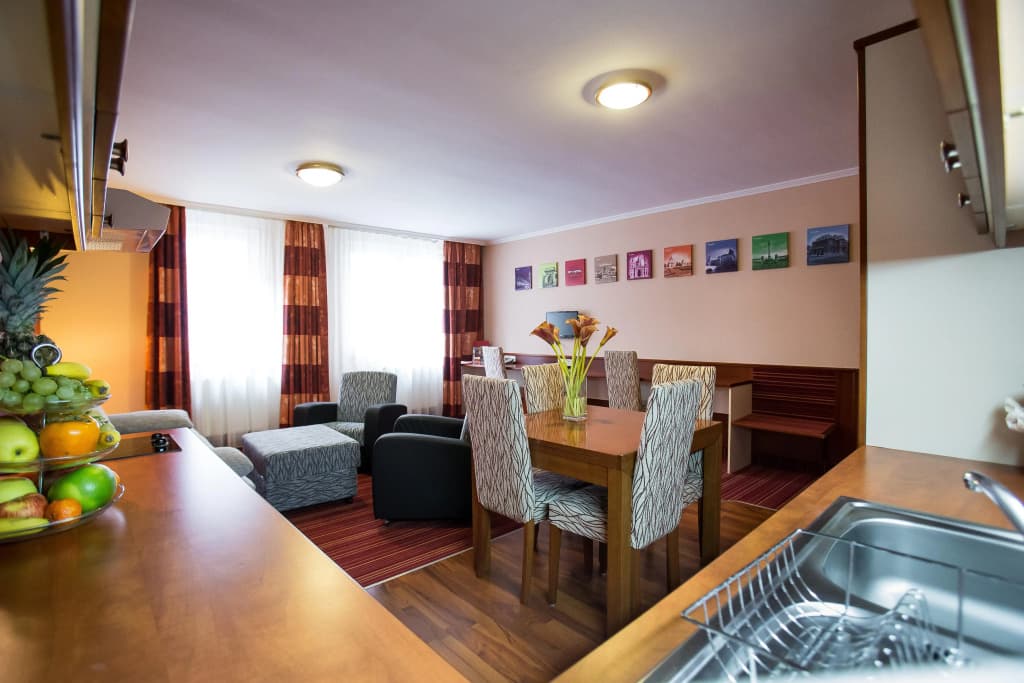 City Home Budapest - photo 16
