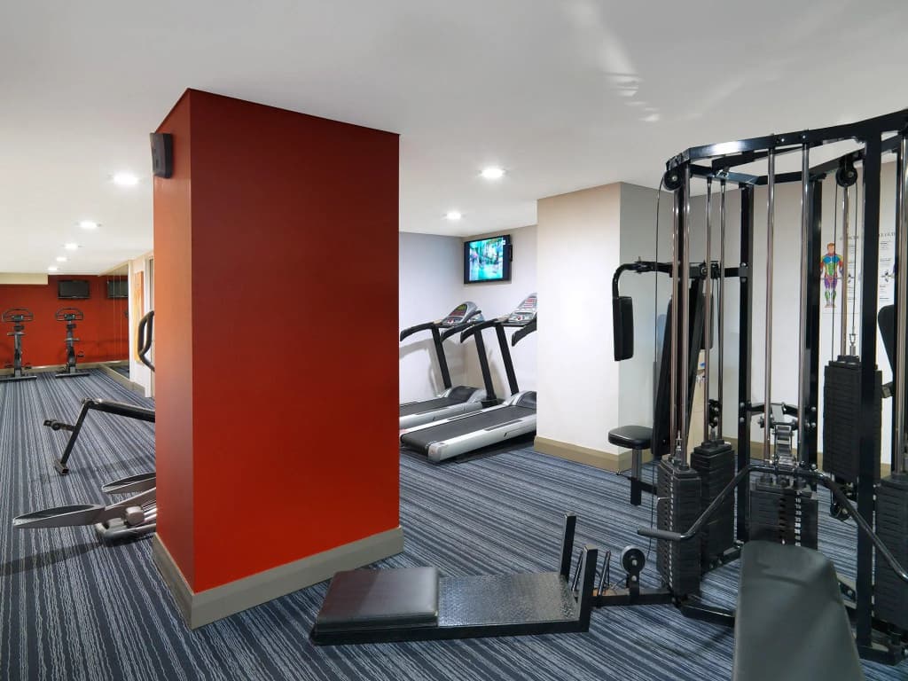 Meriton Suites Pitt Street, Sydney - photo 16