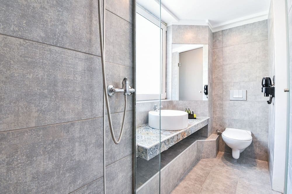 Aeolos Luxury Suites - photo 10