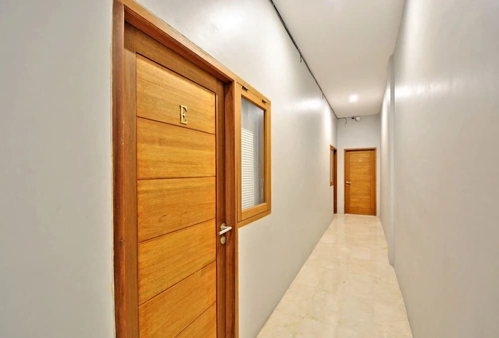 ZEN Rooms Basic Meruya Selatan - photo 10