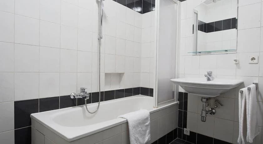 Debo Apartments Marc-Aurel-Strasse - photo 7