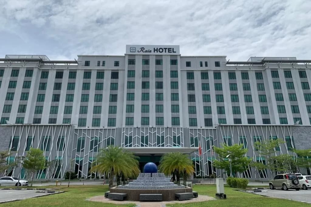 Raia Hotel & Convention Centre Alor Setar - photo 1