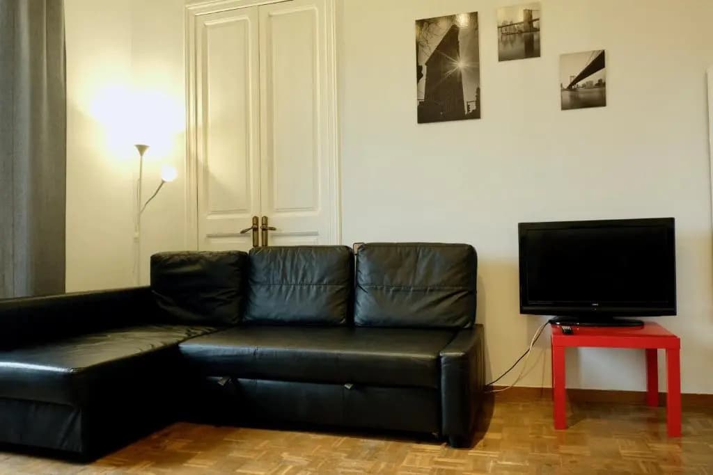Grand Central Apartment - photo 8