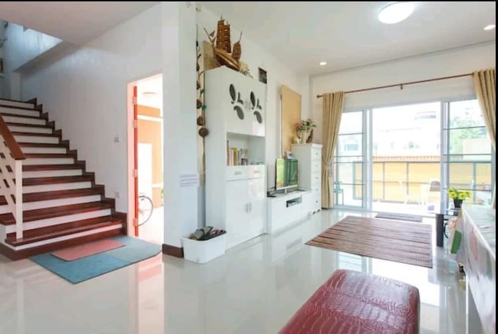 Orange Villa - main photo