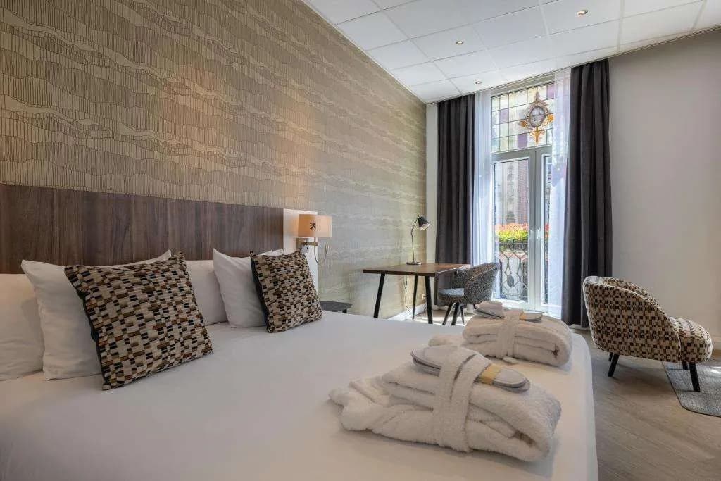 Hotel Amsterdam De Roode Leeuw - photo 26