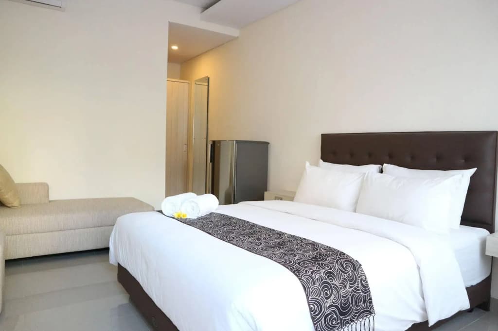 Tri Homestay Kuta - photo 5