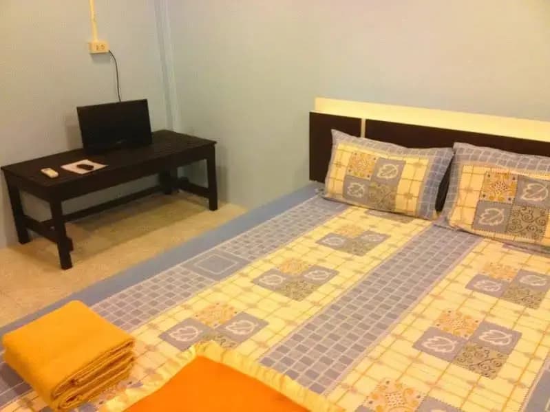 Laem Din Guest House - photo 4