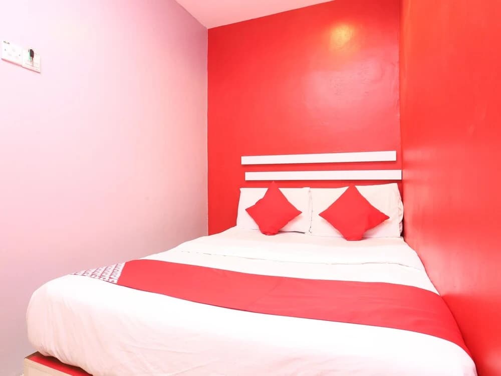 My New Home Hotel by OYO Rooms - photo 5