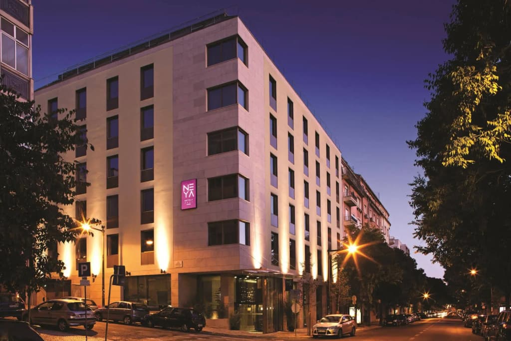 Neya Lisboa Hotel - photo 1