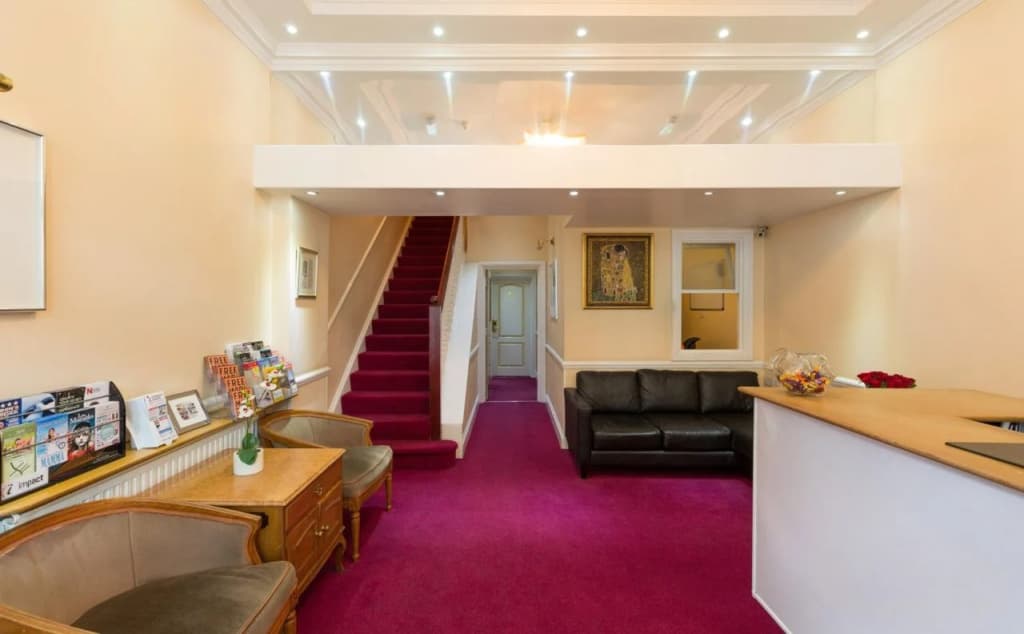 Lord Kensington Hotel - photo 14