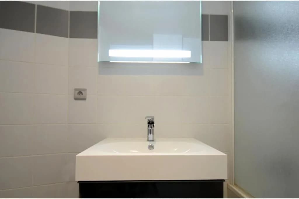 Short Stay Group Museum View Serviced Apartments - photo 6