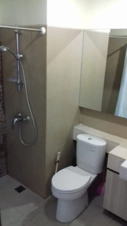 GP Plaza Apartment - photo 9