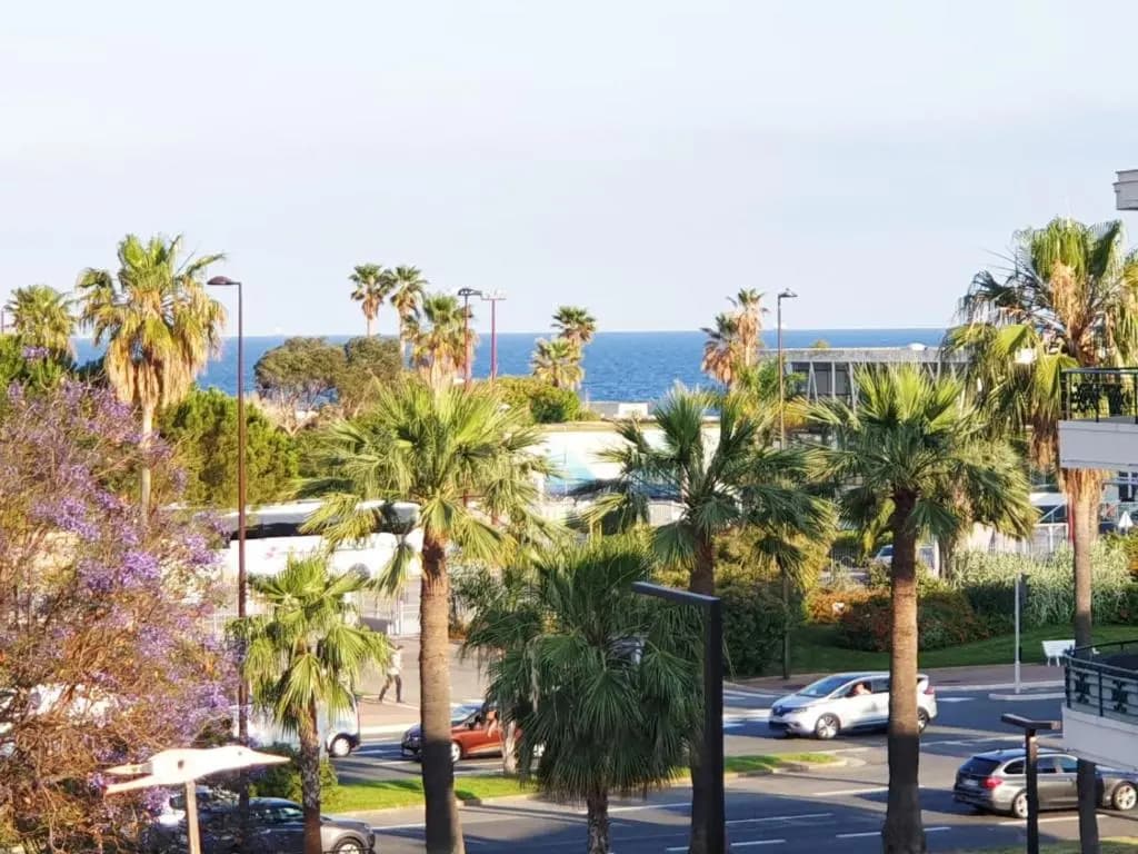 Beautiful T1 with Sea View - photo 9