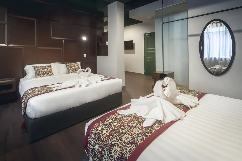 East Riverine Boutique Hotel - photo 4