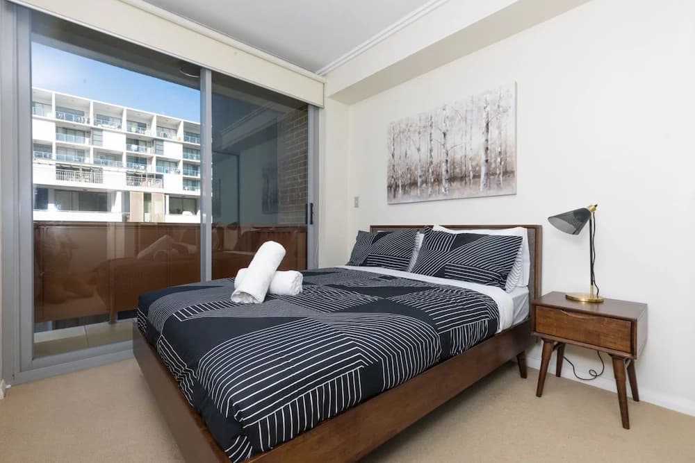 Perfectly Located Apartment - photo 2