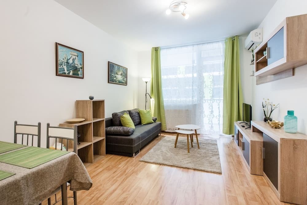 Corvin 4 Apartment - photo 5