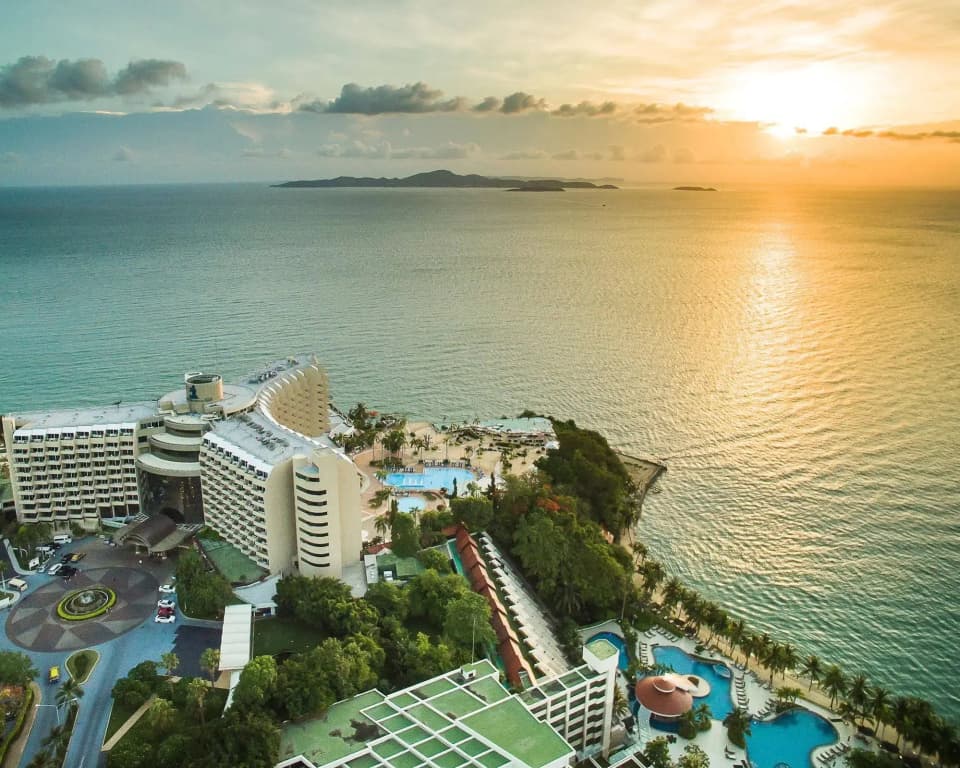 Royal Cliff Beach Hotel Pattaya - photo 20